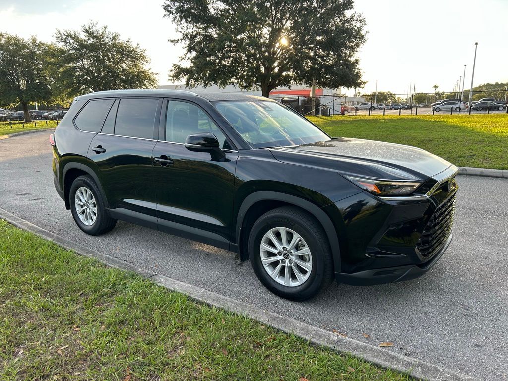 Thumbnail: 2024 Toyota Grand Highlander - 7
