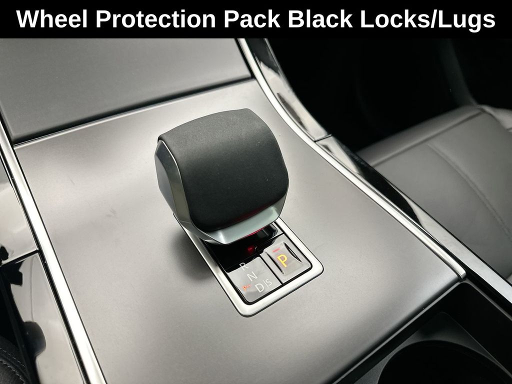 2025 Land Rover Range Rover Velar Dynamic SE 11