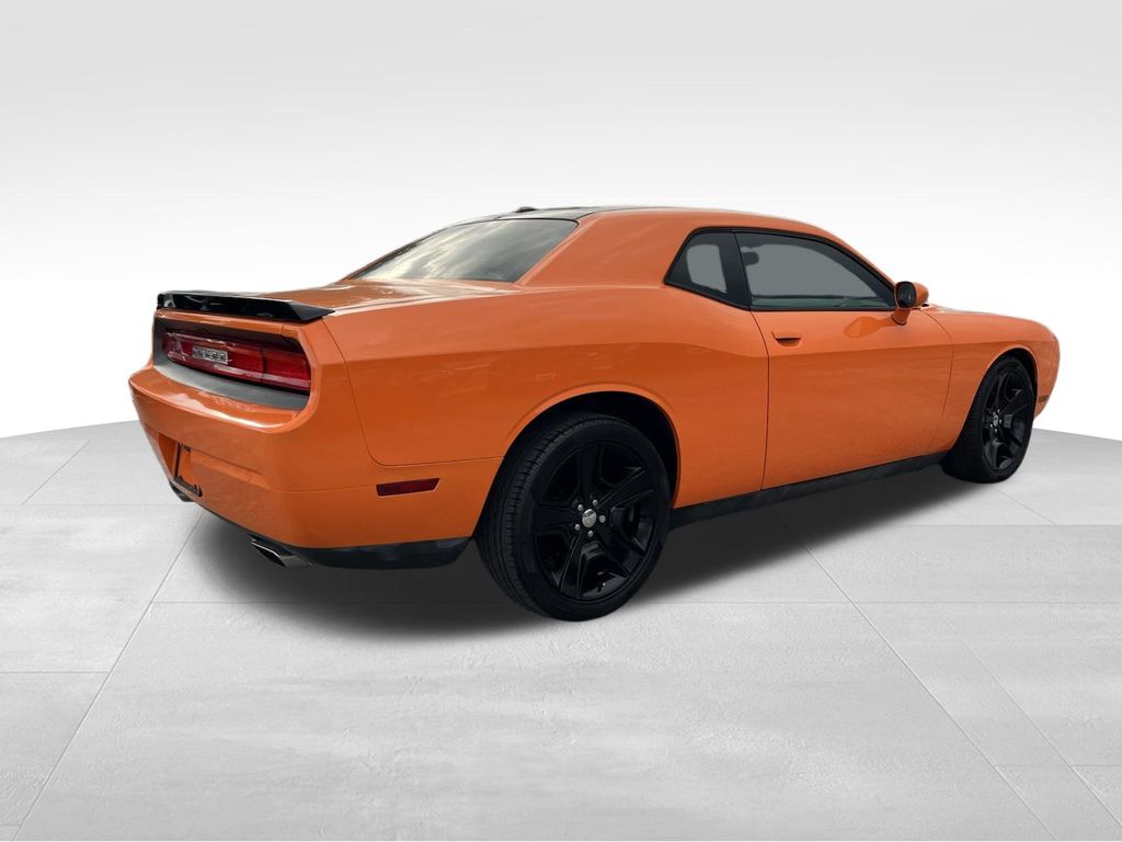 2014 Dodge Challenger SXT 5