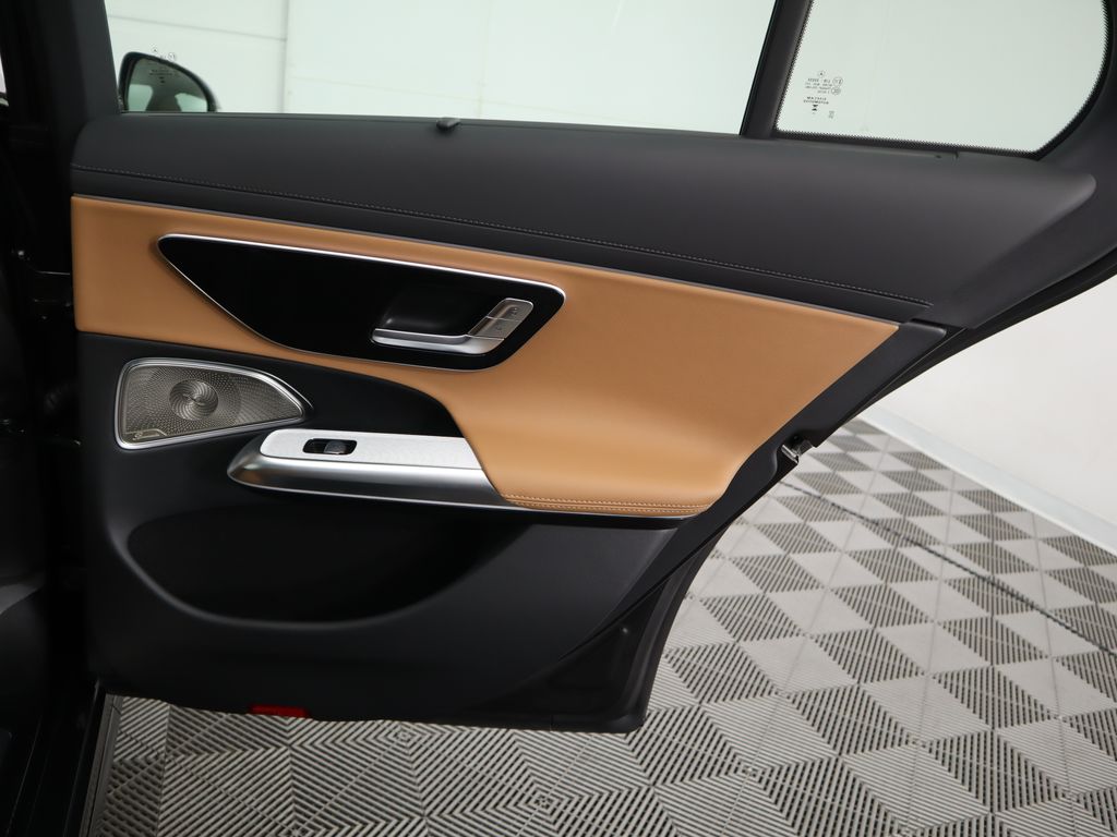 2025 Mercedes-Benz E-Class E 350 29