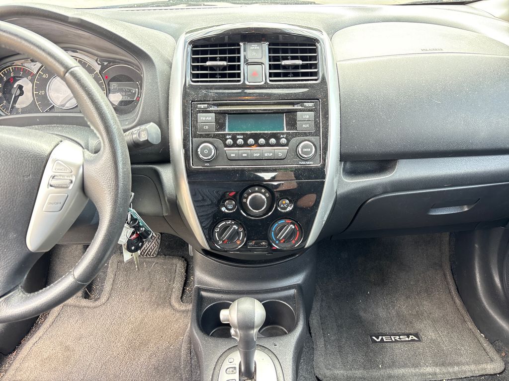 2015 Metallic Peacock Nissan Versa Note SV FWD Hatchback