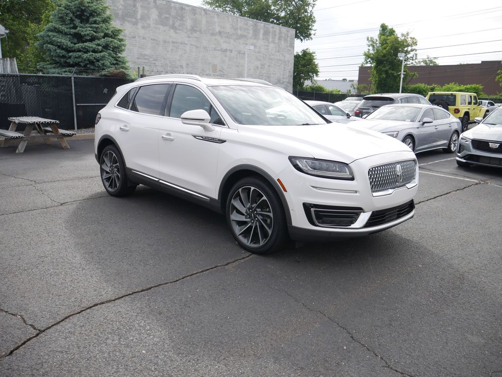 Thumbnail: 2019 Lincoln Nautilus - 10
