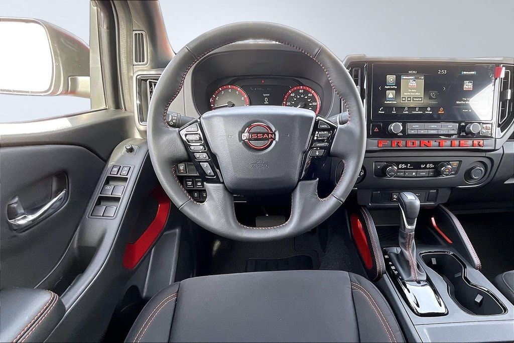 View vehicle photo 6