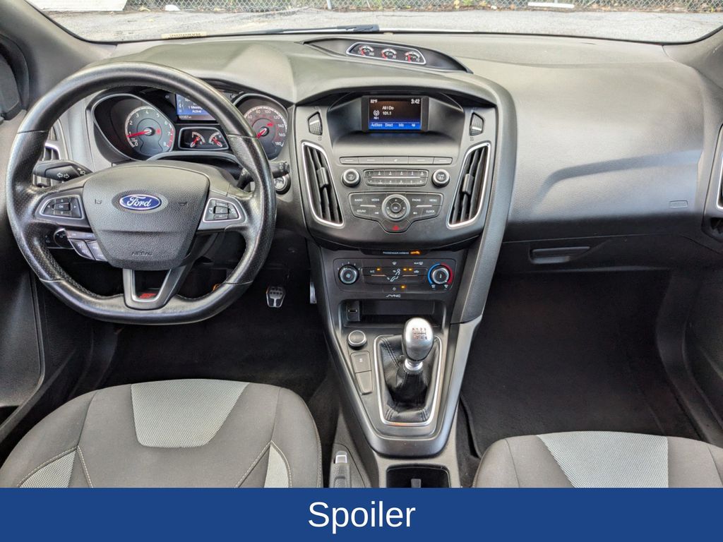 2018 Ford Focus ST 