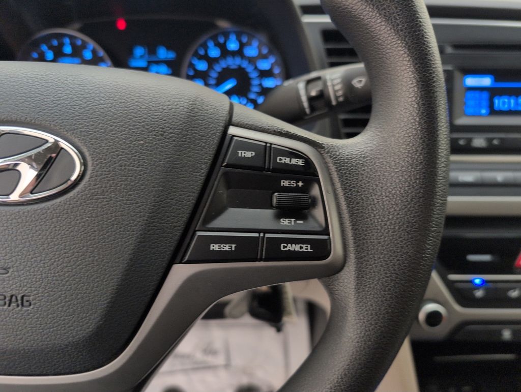Used 2017 Beige Hyundai SE image 33