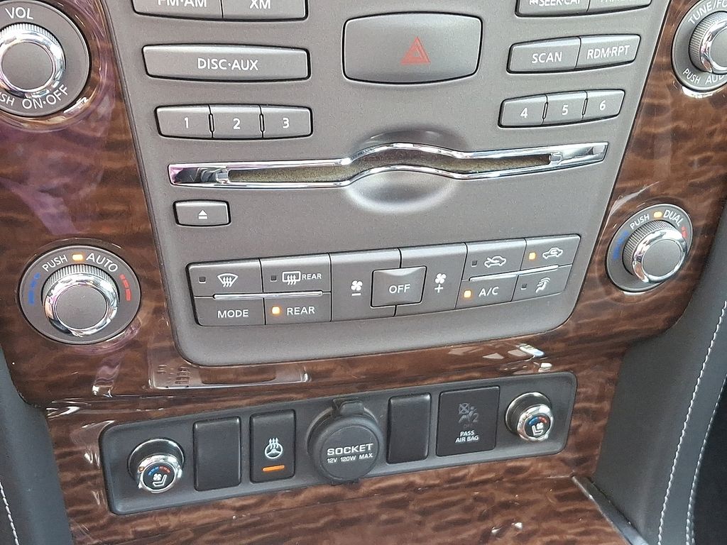 Thumbnail: 2017 Nissan Armada - 17