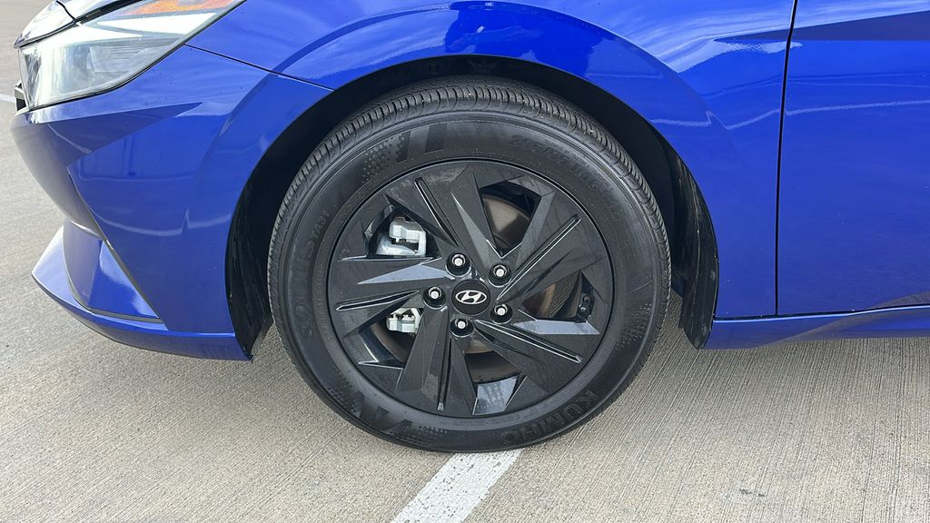 2023 Hyundai Elantra SEL Blue at Victoria Chrysler Dodge Jeep Ram