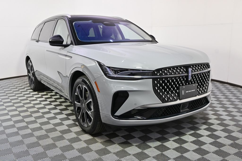 New 2026 Gray Lincoln Reserve image 9