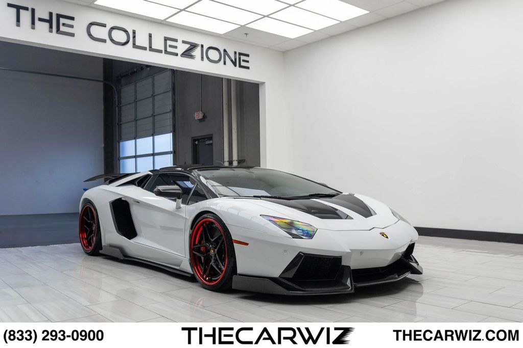 2017 Lamborghini Aventador Base - Photo 37