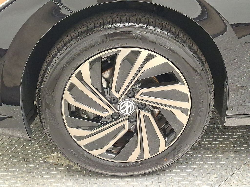 Thumbnail: 2019 Volkswagen Jetta - 8