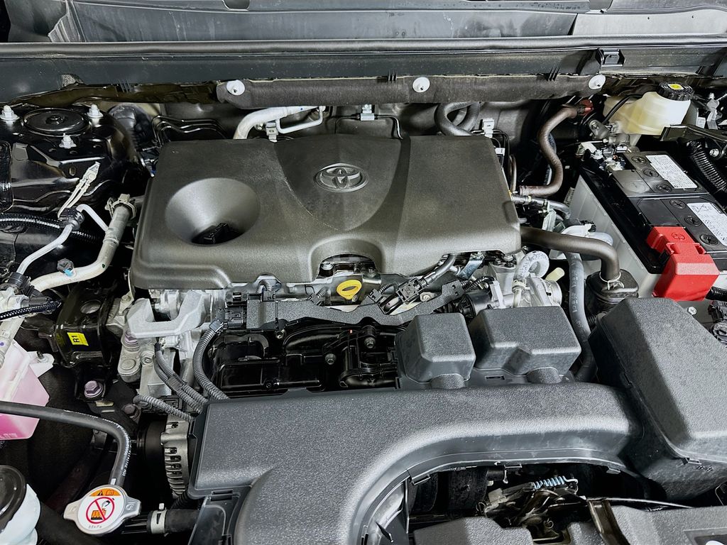 Thumbnail: 2025 Toyota RAV4 - 31