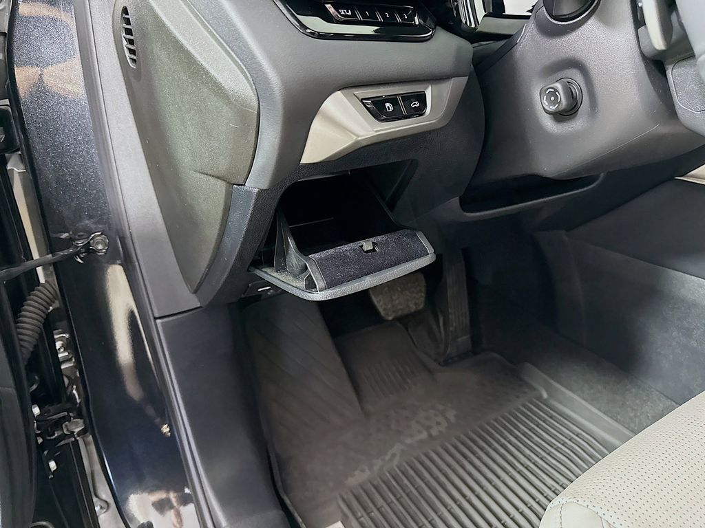 Thumbnail: 2024 Lexus RX - 10