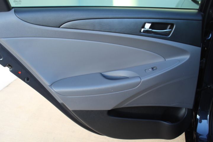 Used Car 2013 Hyundai Sonata  Se For Sale Under $10,000 In Georgetown, Texas