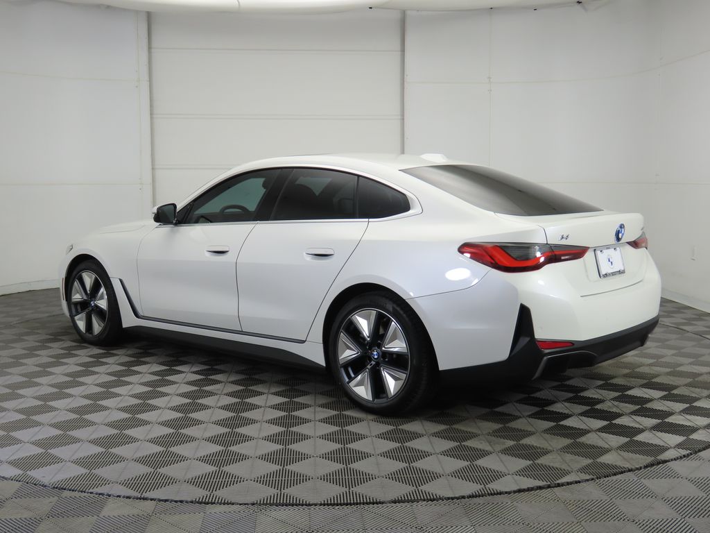 Thumbnail: 2025 BMW i4 - 7