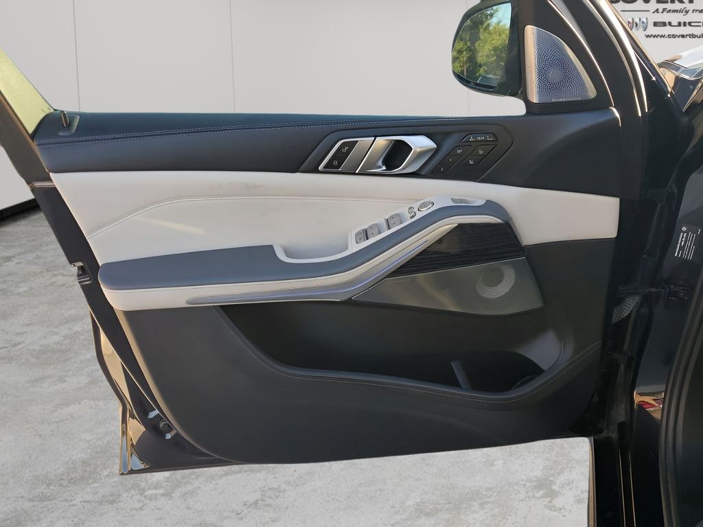 Used Car 2023 Bmw X7  M60i For Sale Under $70,000 In Austin, Texas