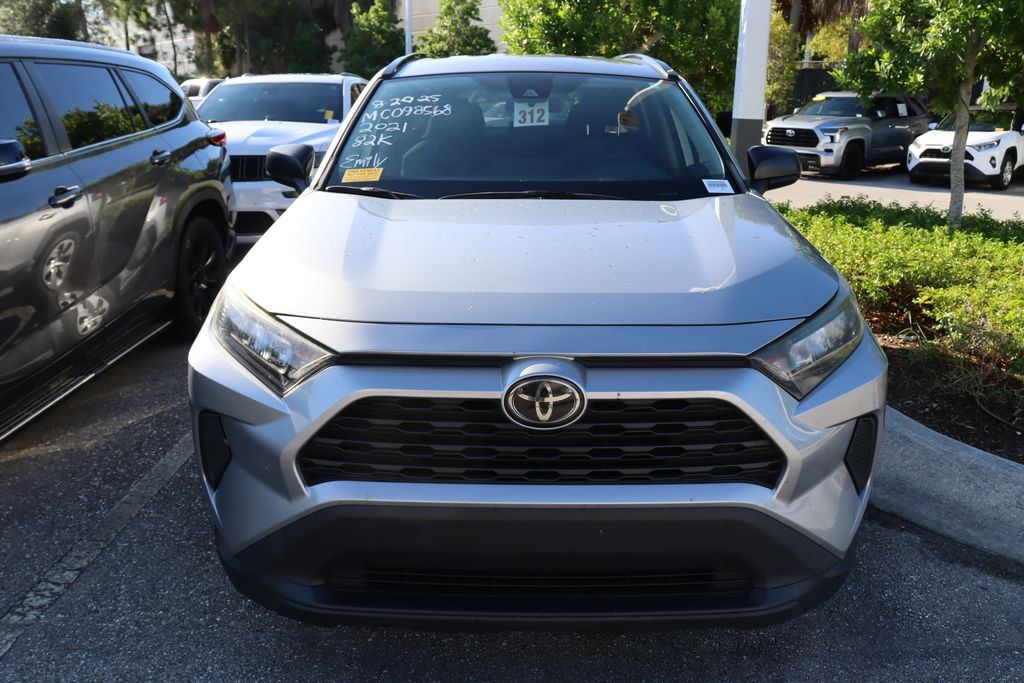 Thumbnail: 2021 Toyota RAV4 - 5