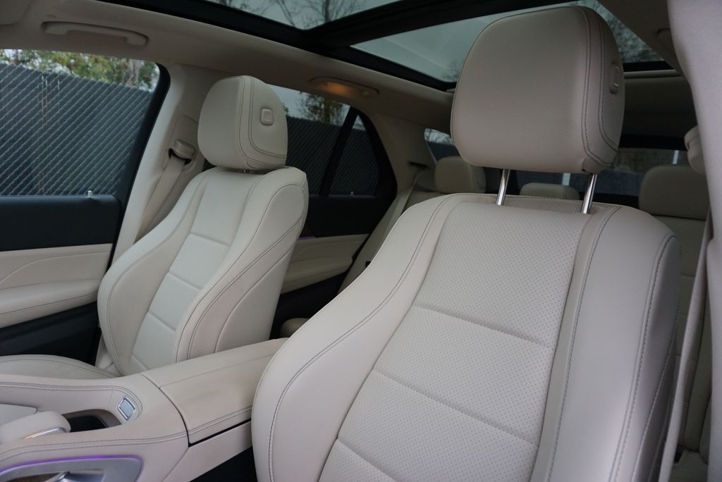 Thumbnail: 2022 Mercedes-Benz GLE - 11