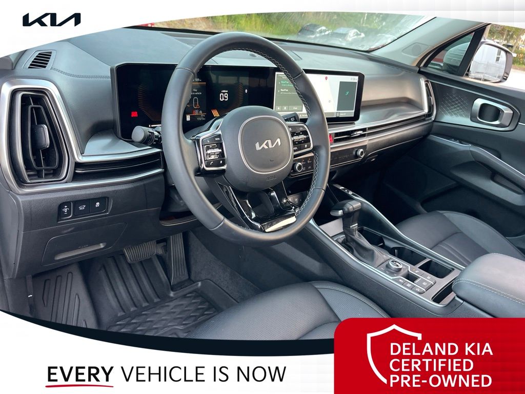 Used 2025 Kia Sorento SUV