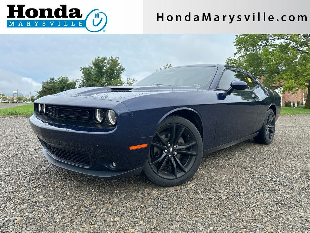 Blue Pearl 2017 Dodge Challenger Coupe Rear-Wheel Drive 8-Speed Automatic