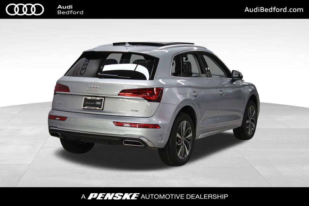 Thumbnail: 2022 Audi Q5 - 6