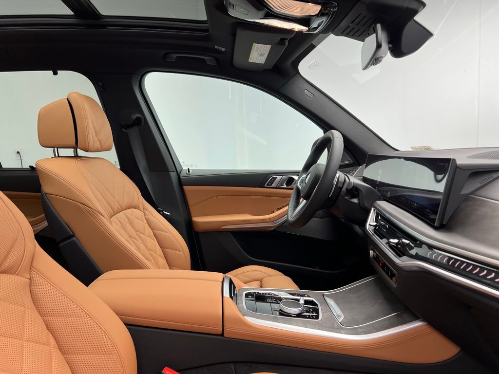 Thumbnail: 2026 BMW X5 - 6