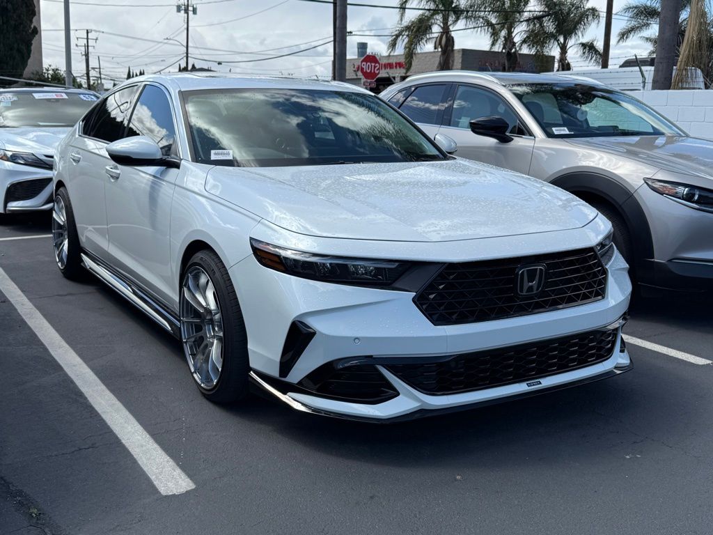 Platinum White Pearl 2023 Honda Accord Hybrid Touring FWD Sedan Front-Wheel Drive Continuously Variable Transmission