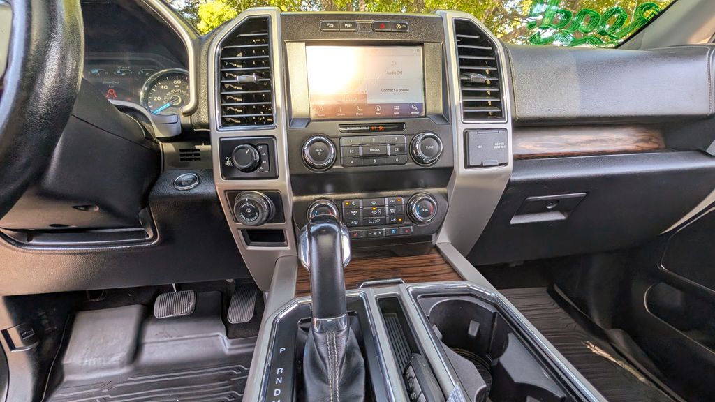 Used 2019 Ford F-150 Lariat 4D SuperCrew