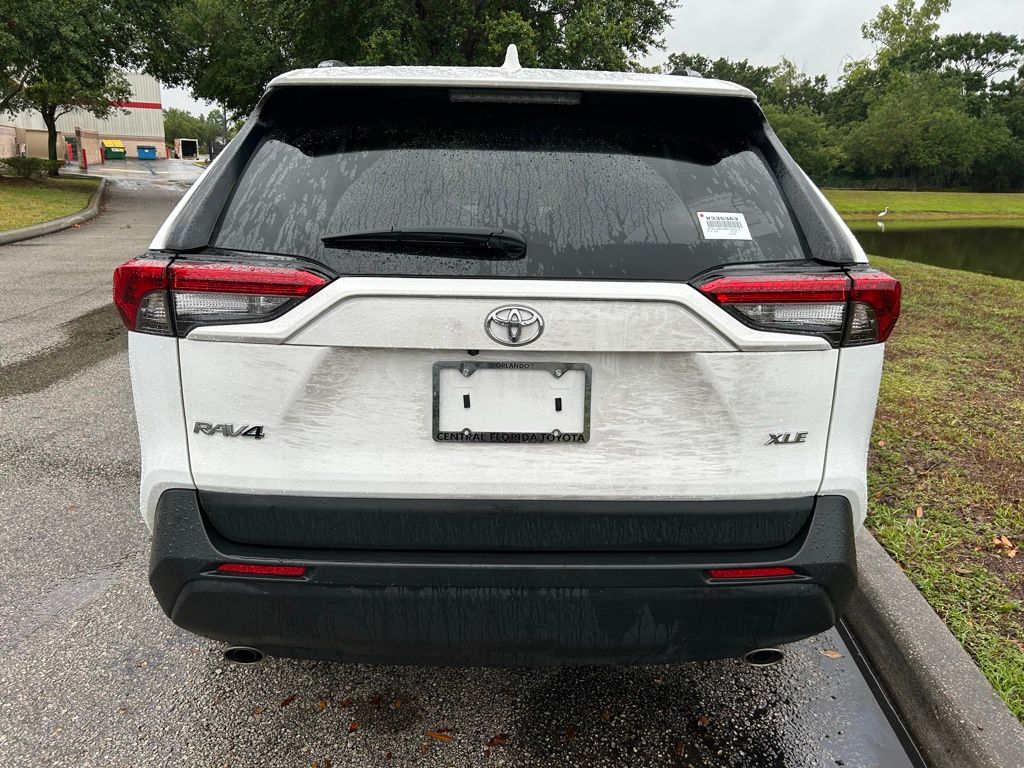 2024 Toyota RAV4 XLE 4