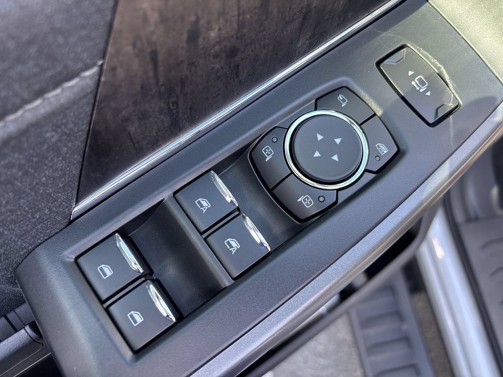 New 2026 Avalanche Ford F-250® Lariat® image 15
