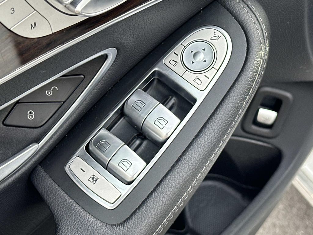 Thumbnail: 2019 Mercedes-Benz C-Class - 31