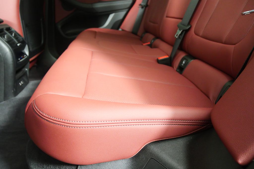 Thumbnail: 2023 BMW X3 - 15