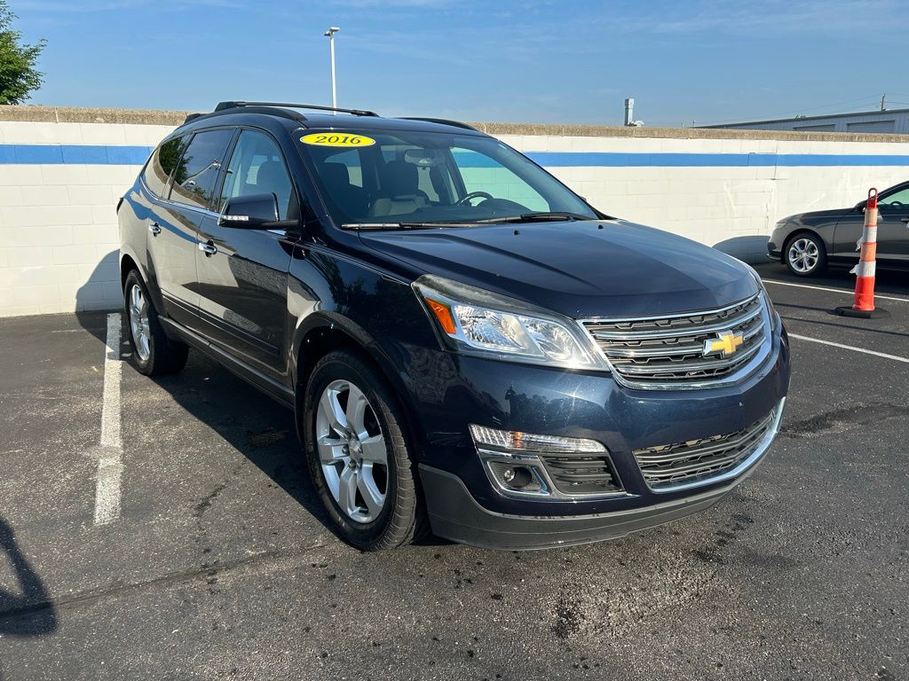 Thumbnail: 2016 Chevrolet Traverse - 7