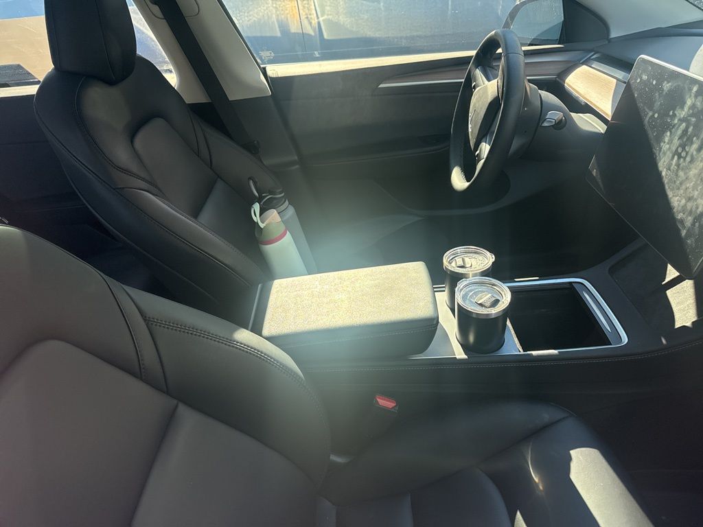 Thumbnail: 2023 Tesla Model Y - 10