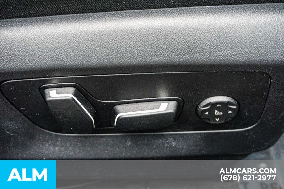 Used 2025 Gray BMW 530i image 57