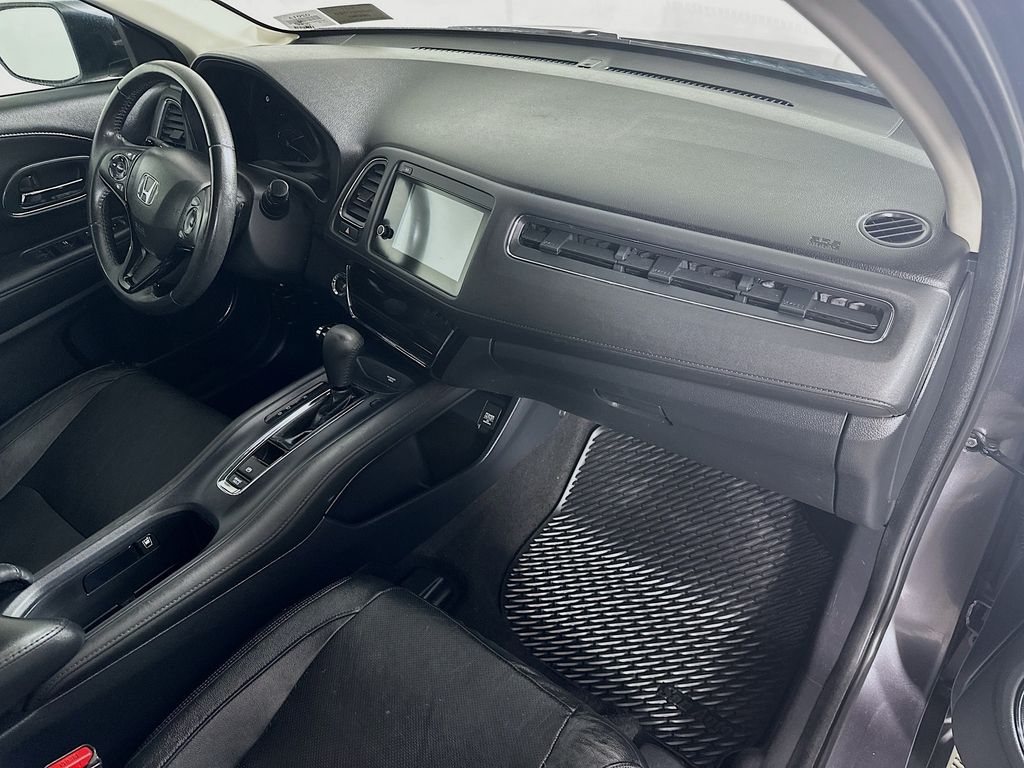 Used 2019 Gray Honda EX-L image 31