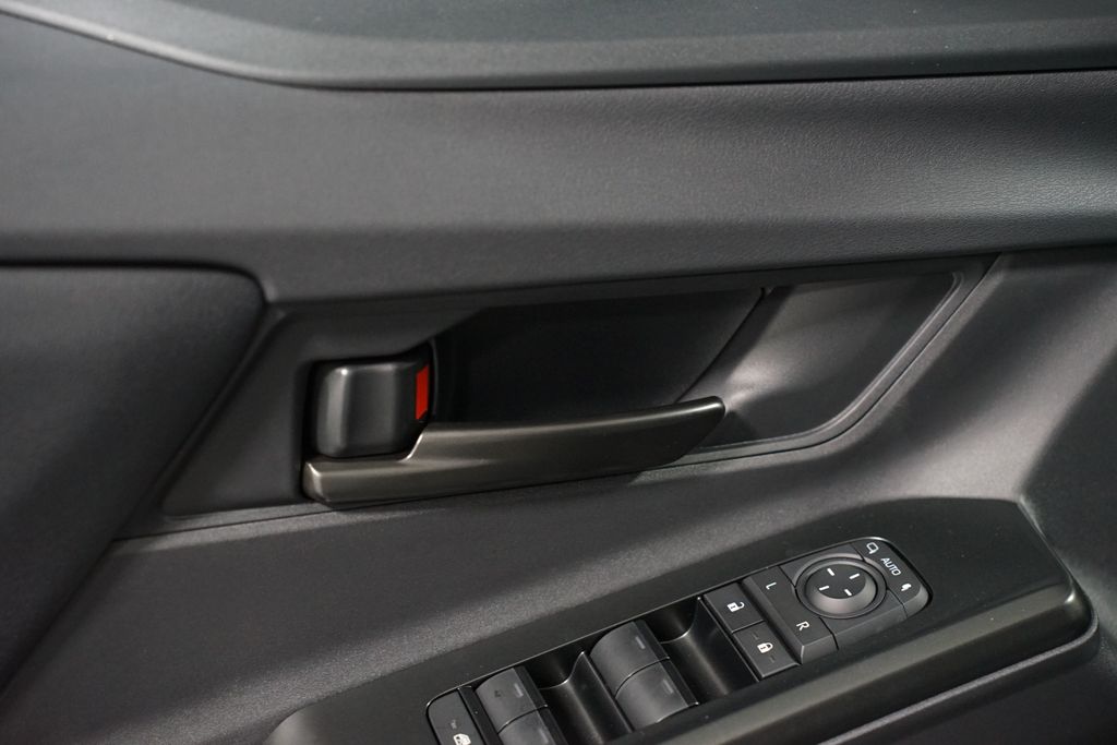 Thumbnail: 2026 Toyota bZ - 32