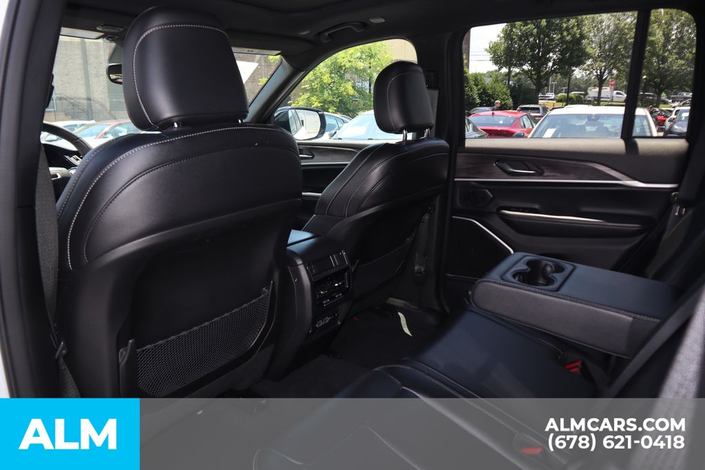 Used 2024 White Jeep 4xe image 18