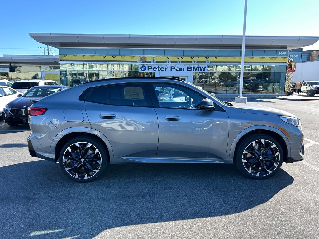 Thumbnail: 2025 BMW X2 - 6