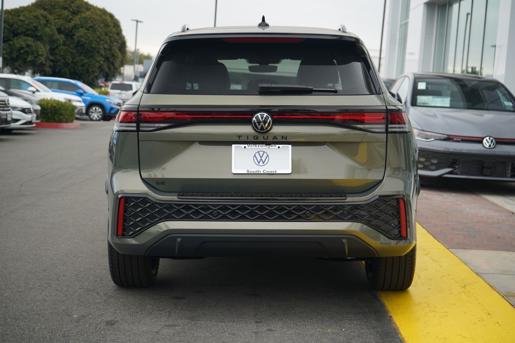 Thumbnail: 2026 Volkswagen Tiguan - 4
