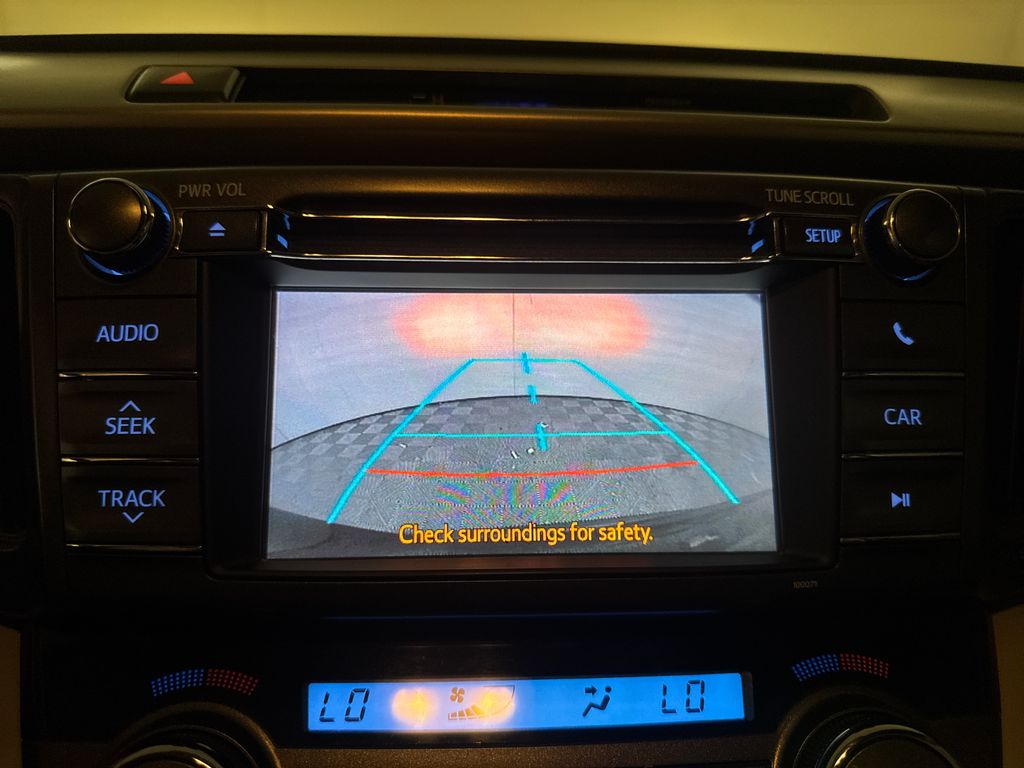 Used 2013 Black Toyota XLE image 27