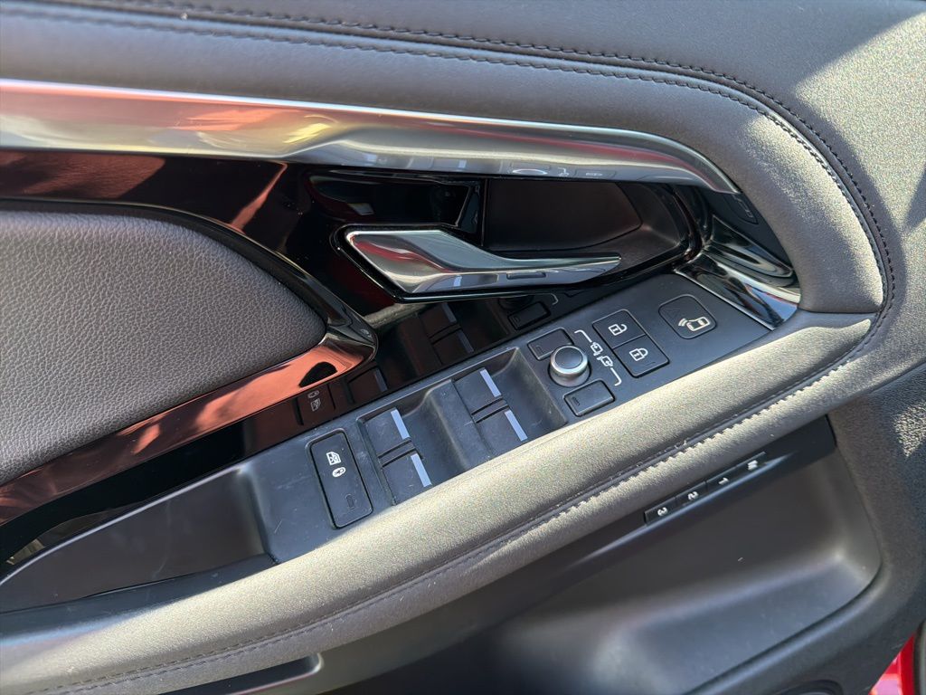 Thumbnail: 2021 Land Rover Range Rover Evoque - 27