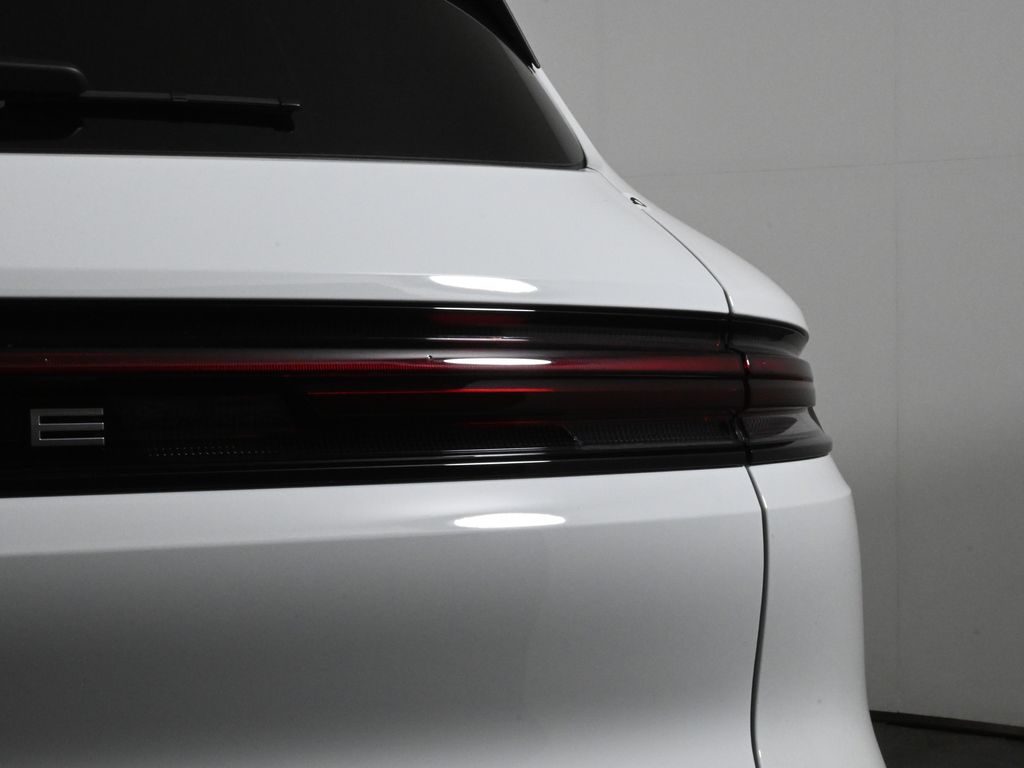Thumbnail: 2025 Porsche Cayenne - 14