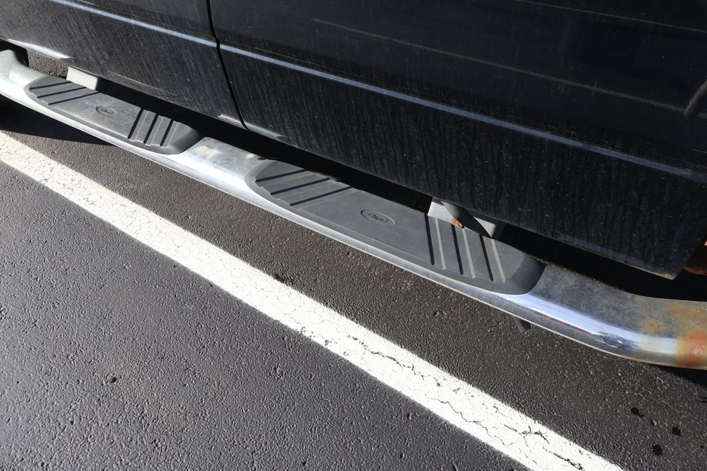 Thumbnail: 2005 Ford F-150 - 12