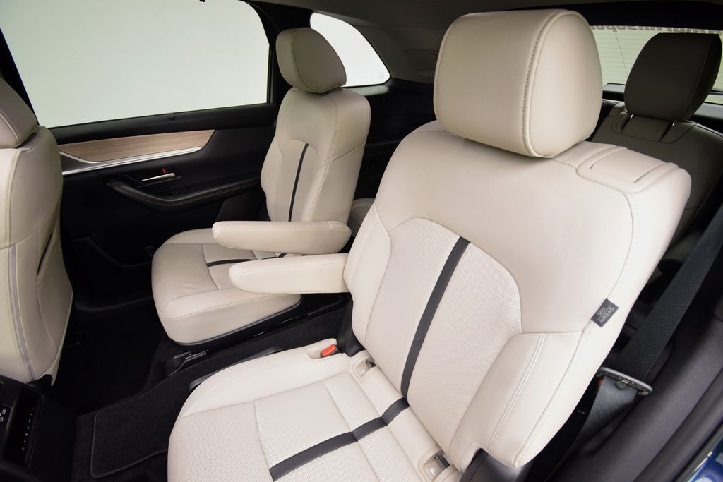 used 2024 Mazda CX-90 car, priced at $25,900