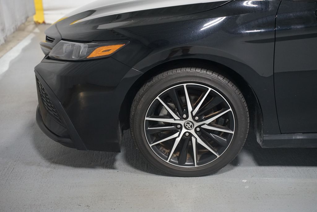Thumbnail: 2024 Toyota Camry - 5
