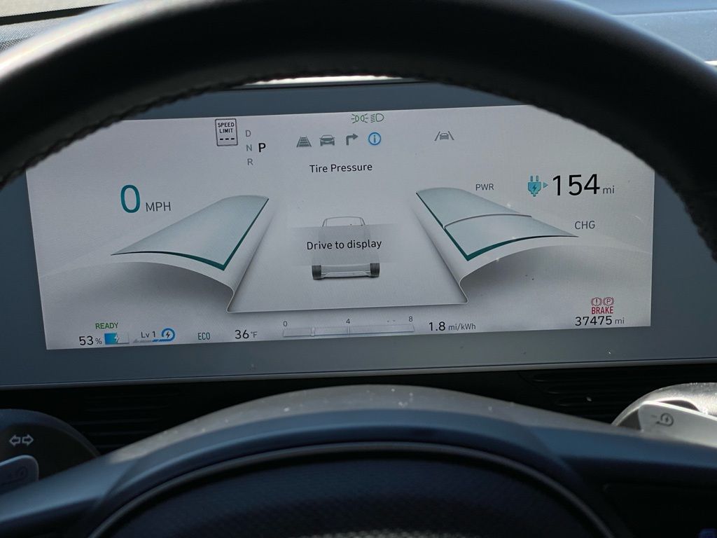 Thumbnail: 2023 Hyundai Ioniq 5 - 13