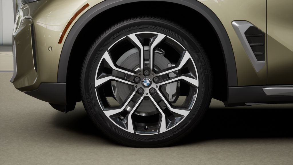 Thumbnail: 2026 BMW X5 - 32