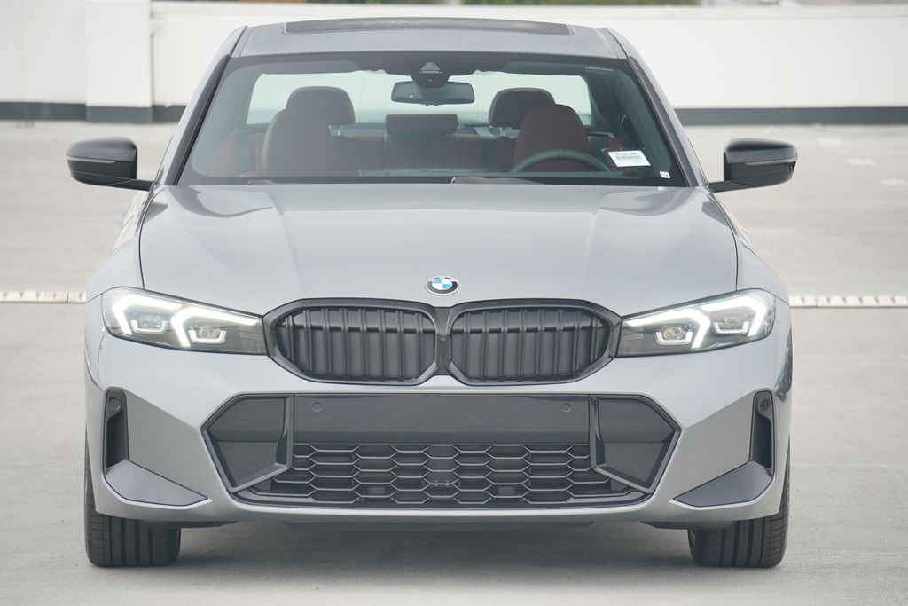 Thumbnail: 2025 BMW 3 Series - 2