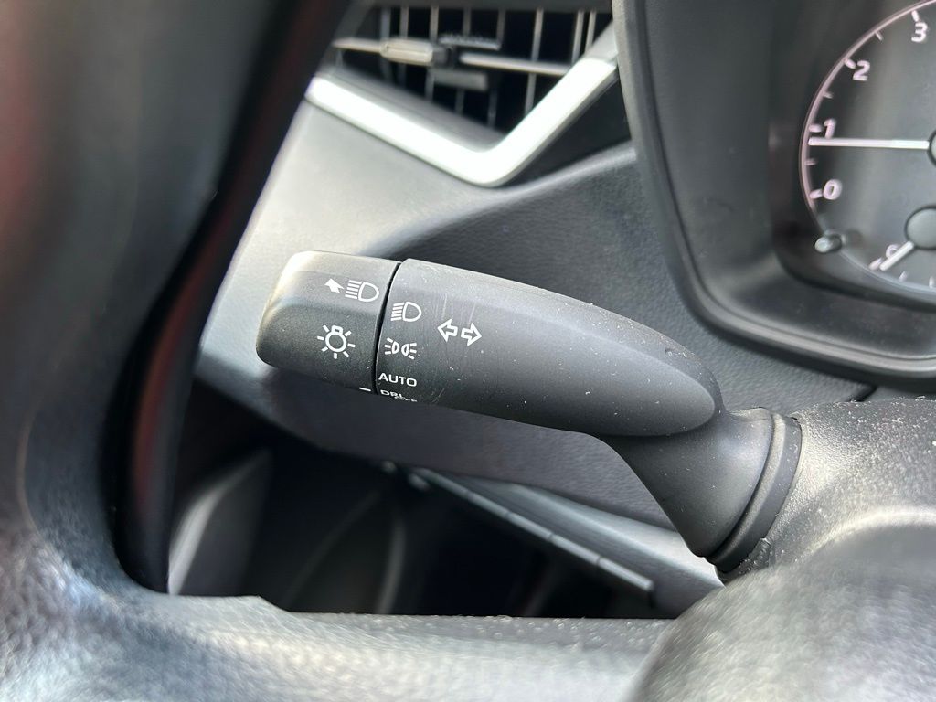 Thumbnail: 2025 Toyota Corolla - 21