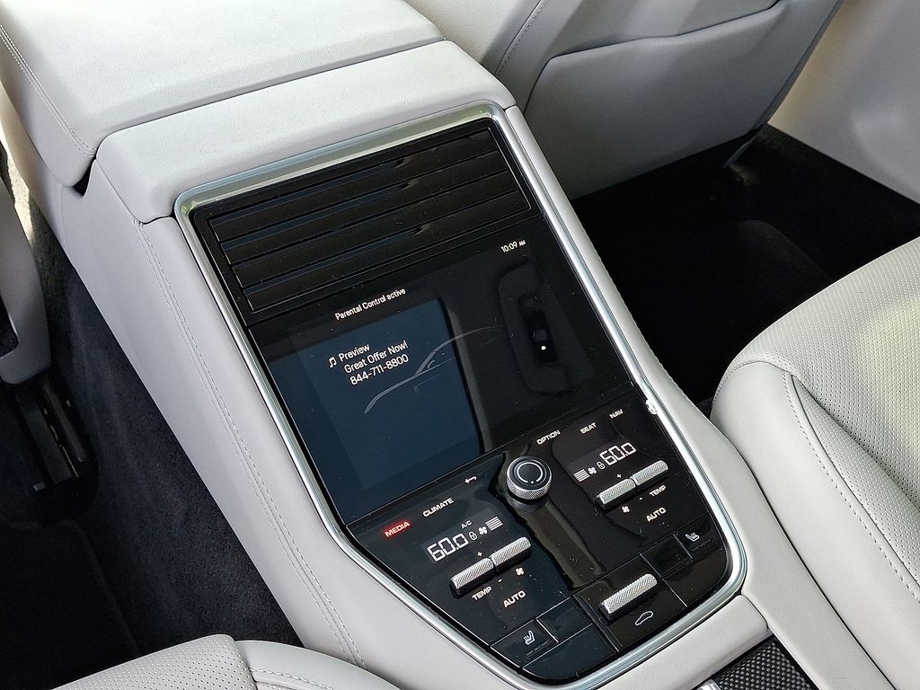 Thumbnail: 2023 Porsche Panamera - 11